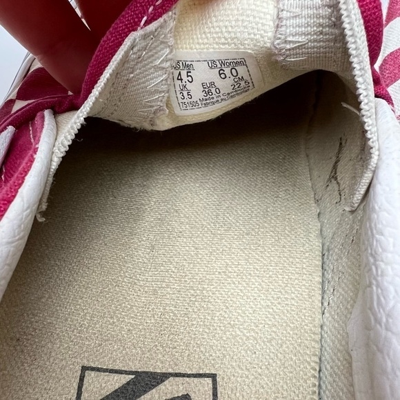 Vans Classic slip on checkered Fuchsia pink sneakers Womens Size 6 - Picture 9 of 9